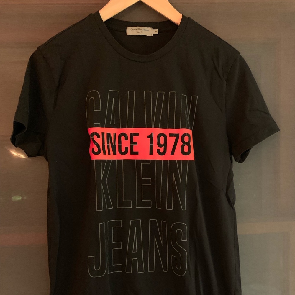 Calvin Klein Jeans short sleeve t shirt for men.